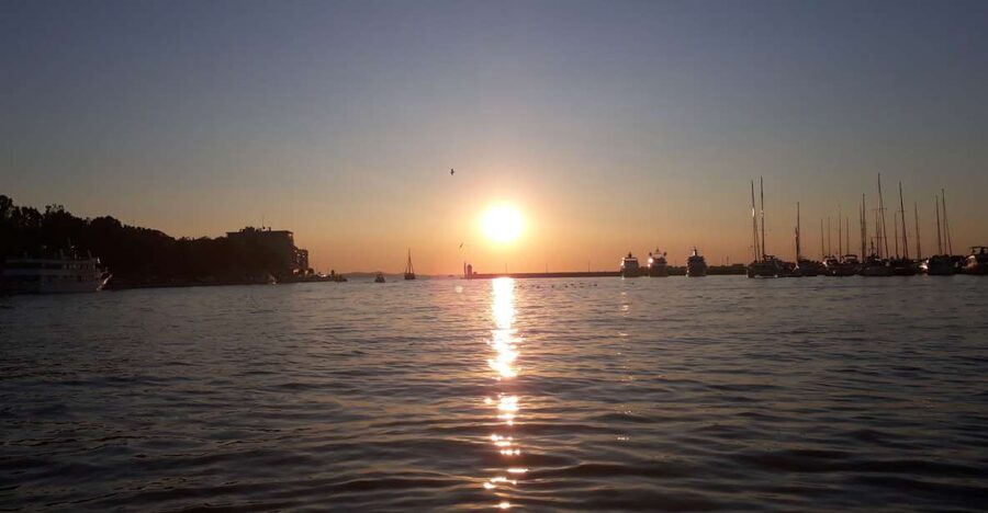 Zadar: Sunset Boat Tour - The 1-hour boat route: City Bridge loop and Old Town views