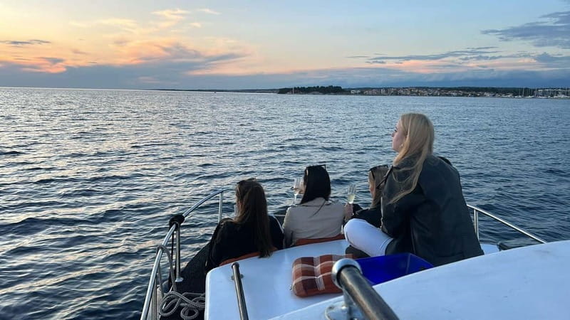 Zadar: Sunset boat tour with champagne - Champagne and a Chill Pace: What the Drink Actually Adds
