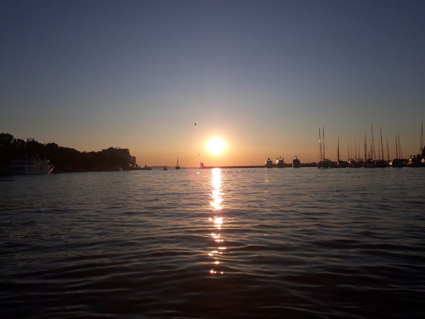 Zadar: Sunset Boat Tour - Meeting point at Mlinar Bakery near the City Bridge