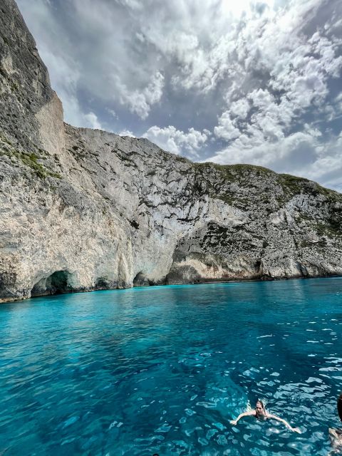 Zakynthos: Turtle Island & Keri Caves Glass-Bottom Boat Tour - Cameo Island photo stop: quick, scenic, and good for momentum